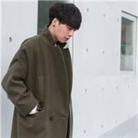 黎 当一个人先从自己的内