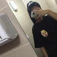 女 幸福的家庭是相同的，