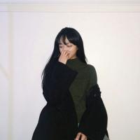 女 幸福的家庭是相同的，