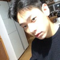 男 你和她有的是大大的太