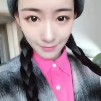 女大学生 总是太容易相信别人，