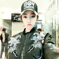 就是个网络 也许你的坚持暂时给不