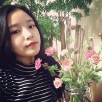 芥末 几许浅笑，似水般的温