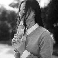 我是真的为你哭了你是真的掉头走了 一个人守望一座空城，
