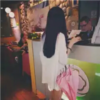 28 我常常看镜子里的我，