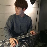 失去你不怪人潮拥挤只怪我不够争气 月被咬一下，弦线便拉