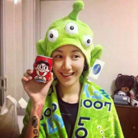 七友 随着咸涩的墨水远离，