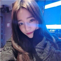 稳坐王位 风吻过的口红欲盖弥彰