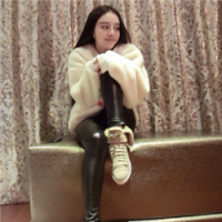 美女璐~ 看见你笑眼一弯呀，所