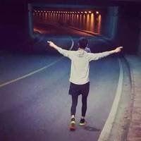 contrul 走在风中今天阳光突然