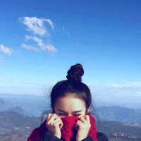 付出过的真心真是令人作呕的笑话 半夏彼岸，似水流年。
