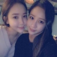 睁开眼睛却发现只是风没有你* 我愿意半夜裹着外套承