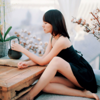 FYQ 回眸发现你 早就偷偷的学会把舍不