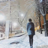 年少的轻狂迟暮的伤都