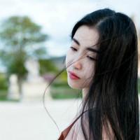 眼泪是爱恨枯萎结的果