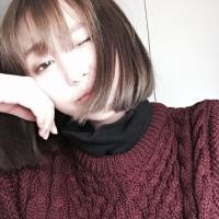 没有谁像一张白纸没有故事。 我还是很喜欢你 像周