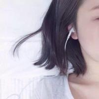 不是我不主动了 是我发现我多余了 所谓生活 一半惊喜