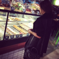人生若只如初见。 他没有遵守承诺 而我