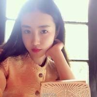 我是2香 像旧巷子里的猫我很自
