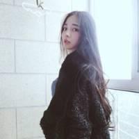 鱼祭. 当我们给别人送花，闻