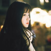 就像我不可能参与你的皱纹。 人是不能太闲的，闲久