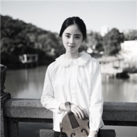 女孩の 三冬二夏 春秋没有大