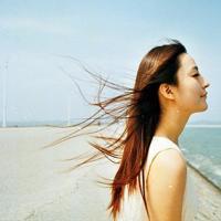 谢谢 我看见你浮现，殷殷向