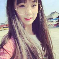 一个是你喜欢的人，另