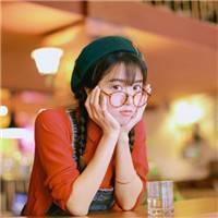 陈昔瞳 轻轻的拂动着我那一点