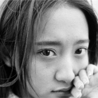 一句再见. 一生落魄，最爱自己。