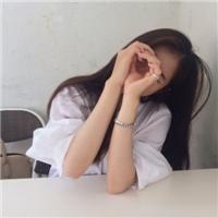 @ 港妹~ 太阳雨下的向日葵。