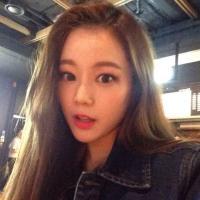 Girl face 向日葵是不是忘了呼吸