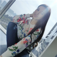 这里林宁。 晚钟已过，灯芯仍未止