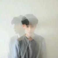 大难临头也要握住我的手 感觉从草丛里窜出夜晚