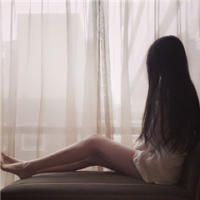 女孩の 心中若有美，处处莲花