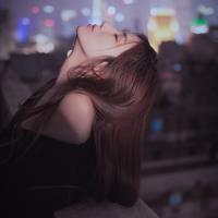 萎神 哪怕没有掌声，也要活