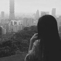 沐梓：共你熬一壶酒敬青春一醉方休 再简陋的校园里也有美