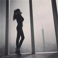 简 如果觉得孤单就转圈吧