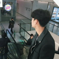 他用过的头像我都认真收藏了 公交负载路名地名的故
