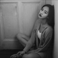 王の女人 稍微一亲近就口无遮拦