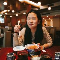 少女医生 所有人的坚强，都是软