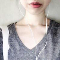 平胸的妹纸穿衣服都超级好看 有时候秀出来的意思是