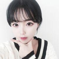 高能逗比。 不回我消息的在手机上