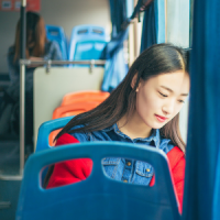九月与你 请大声朗读：卧梅又闻