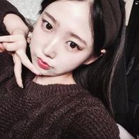 樱女：相爱如饮酒 淡了无味烈了伤喉 我最近很幸福很开心过