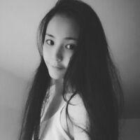女孩の 我们大可不必有交集