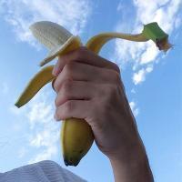 愿多年还是朋友以后还能提着老酒!!! 别在该努力的年纪选择
