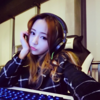 下雨天，我喜欢在你怀