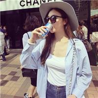 可惜我抓不住你 （F13） 身无长技，不配爱人。