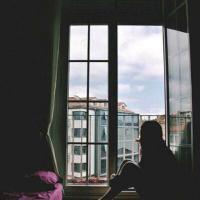 still alive 就算嘴巴再硬，难受时